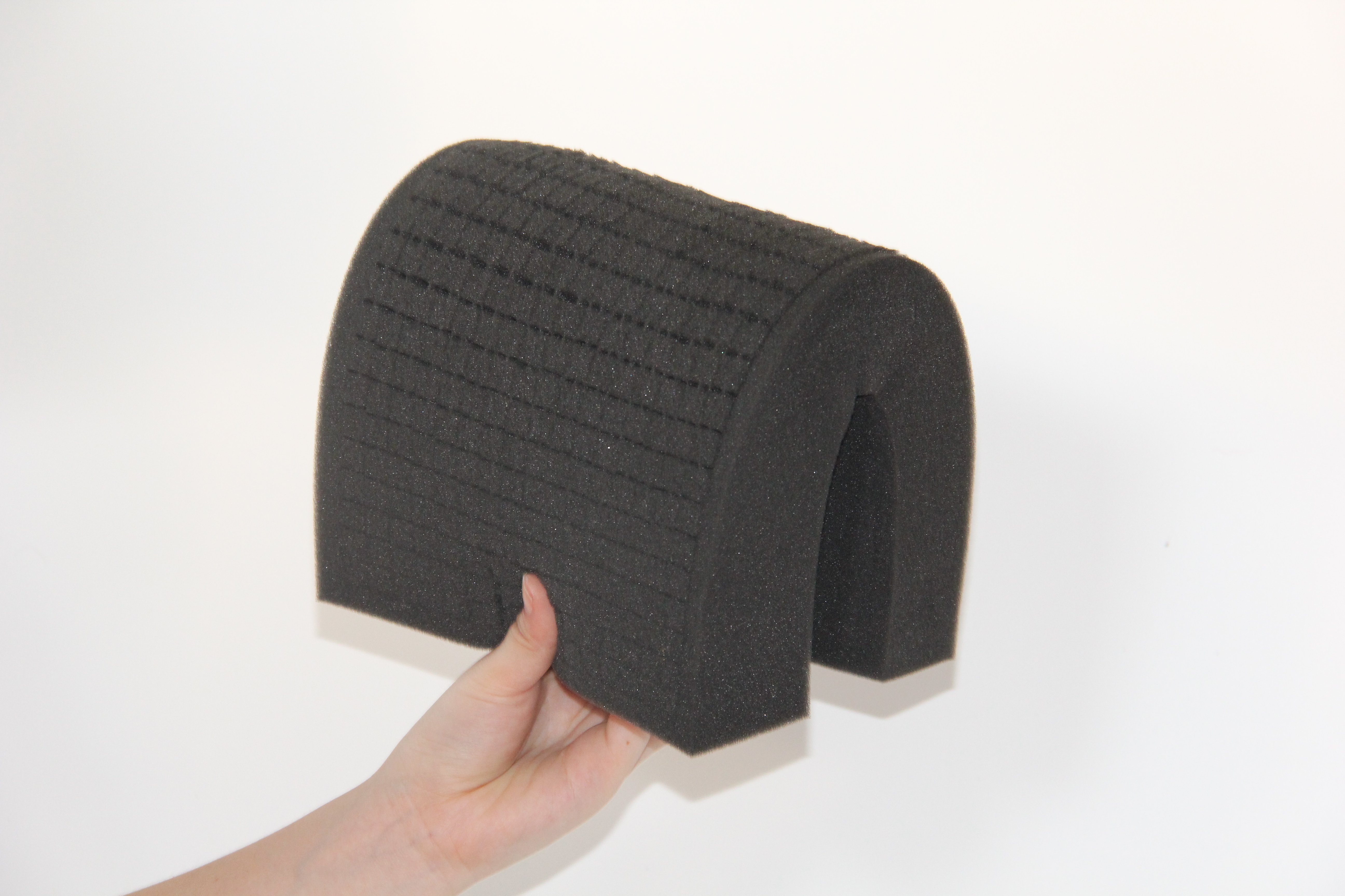 海綿內(nèi)襯與其他材質(zhì)哪個更好？性能對比解析