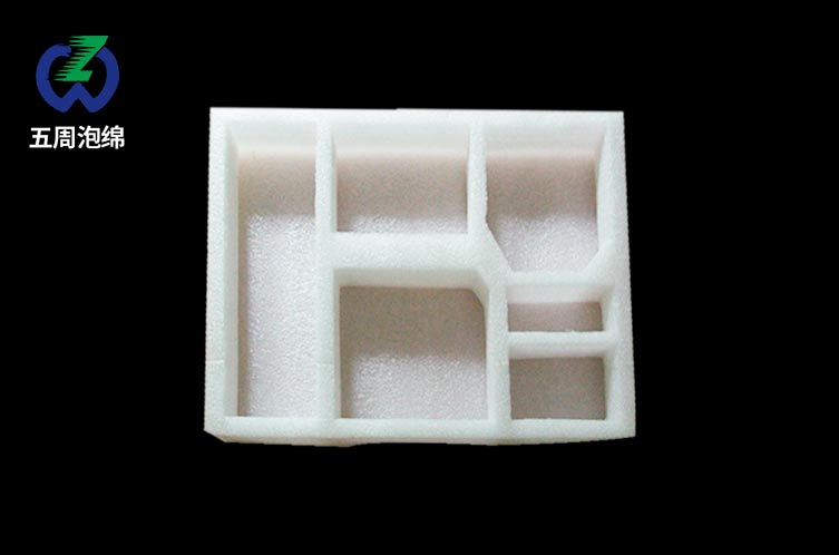 如何根據(jù)產(chǎn)品特性定制EPE珍珠棉內(nèi)襯的厚度與形狀？