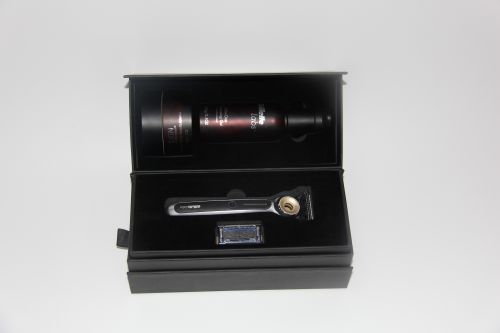 男士理容品牌升級(jí)指南：某輕奢品牌靠 EVA 泡棉內(nèi)襯實(shí)現(xiàn)開(kāi)箱體驗(yàn)與破損率雙優(yōu)的客戶(hù)案例