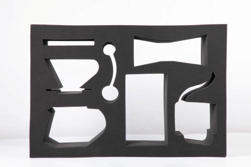 PU海綿內(nèi)襯的溫度適應(yīng)性：高低溫環(huán)境下的防護(hù)表現(xiàn)