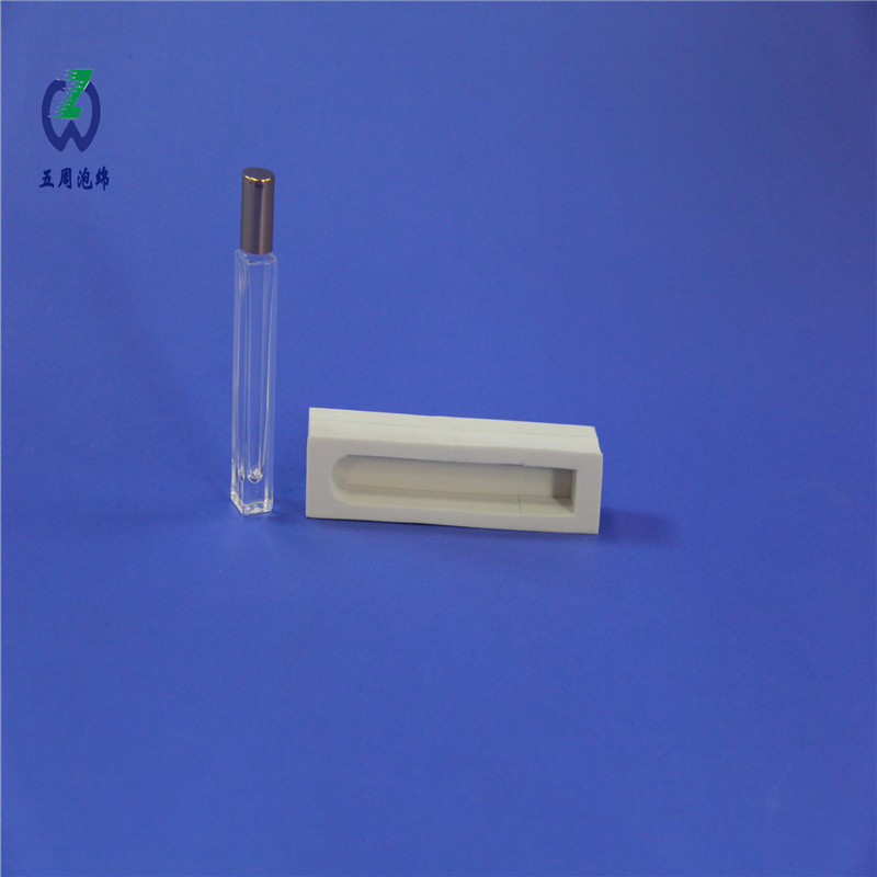 細(xì)長透明瓶包裝：EVA 泡棉內(nèi)襯的精準(zhǔn)包裹與展示適配